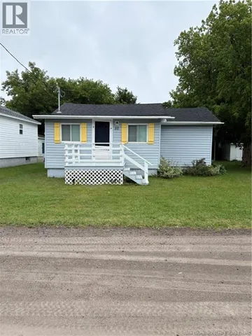 60 First Avenue, Pointe-Du-Chêne, New Brunswick E4P4G3