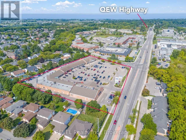 C2 - 211 MARTINDALE ROAD, St. Catharines (Grapeview), Ontario L2S3V7