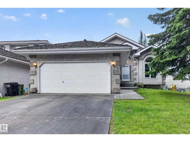 925 BURROWS CR NW, Edmonton, Alberta T6R2L3