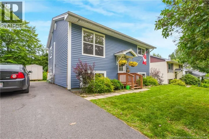 10 Lilac Crescent, Fredericton, New Brunswick E3A2G6