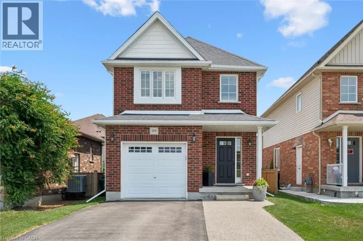 99 COUNTRY CLUB ESTATES Drive, Elmira, Ontario N3B0B4