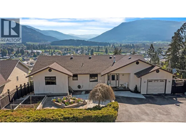 1200 Lawes Street, Enderby, British Columbia V4Y4B7