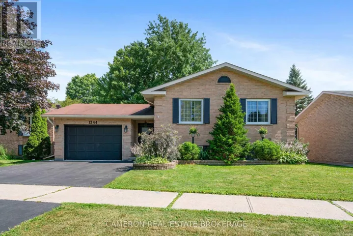 1344 STORMONT DRIVE, Cornwall, Ontario K6H6Y1