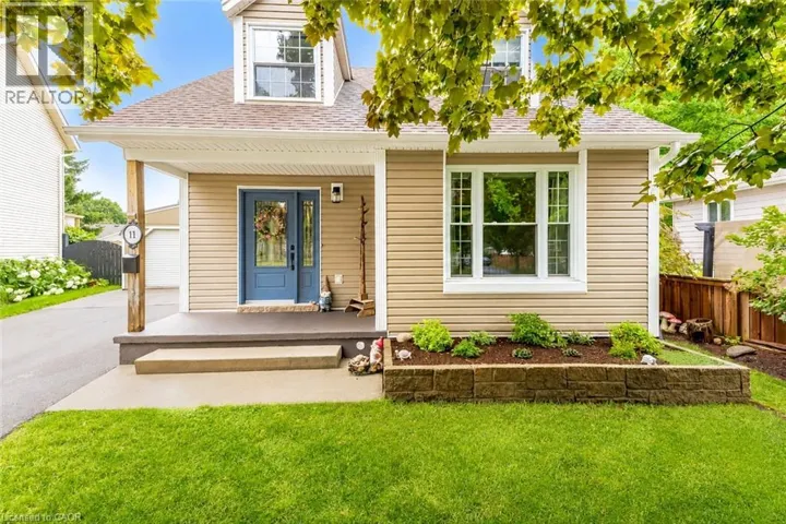 11 NIPIGON Place, Kitchener, Ontario N2B3N5