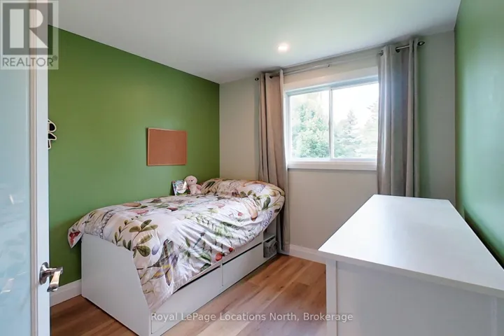 780
