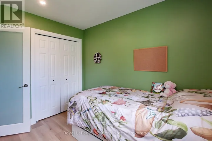 780