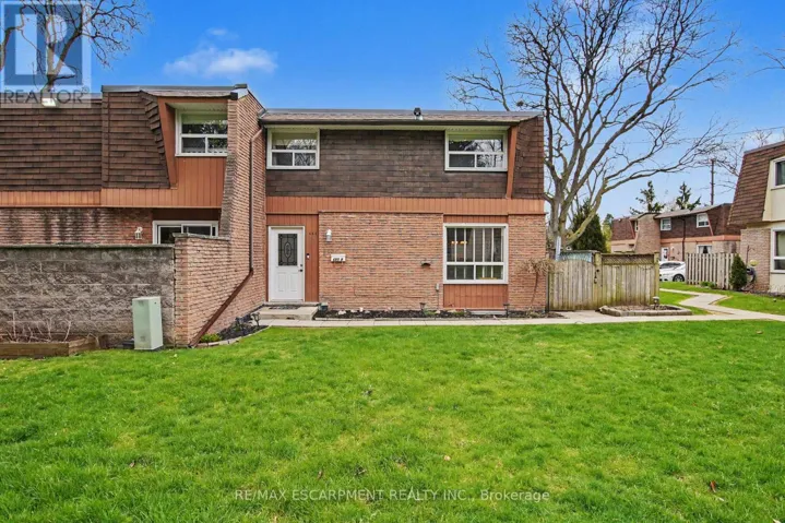 4 - 661 FRANCIS ROAD, Burlington (LaSalle), Ontario L7T3X6