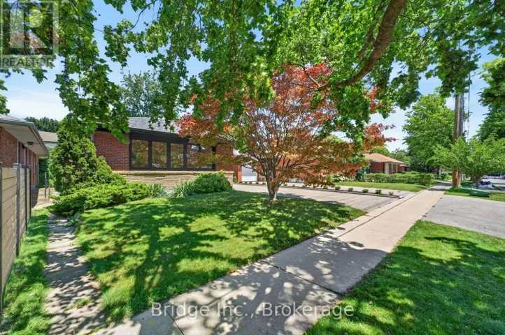 14 NORSEMAN STREET, Toronto (Stonegate-Queensway), Ontario M8Z2P2