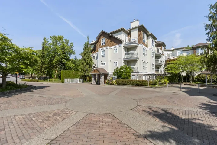 407 10188 155TH STREET, Surrey, British Columbia V3R0R6