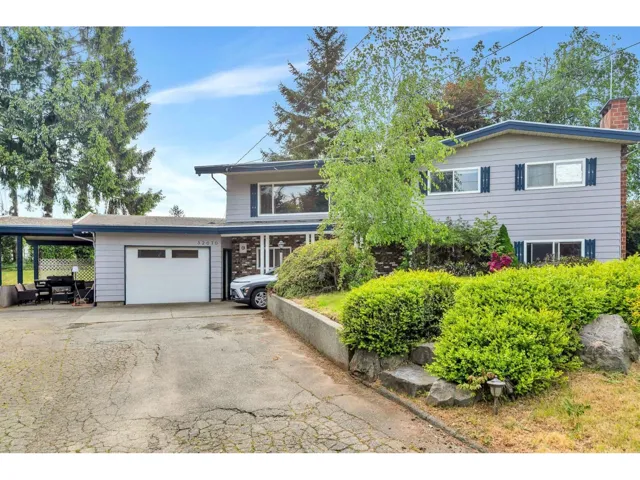 32670 AVALON CRESCENT, Abbotsford, British Columbia V2T3S6