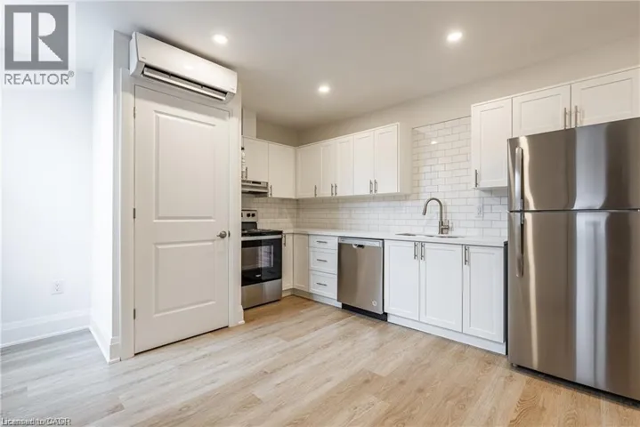 106 EAST Avenue S Unit# 2, Hamilton, Ontario L8N2T7