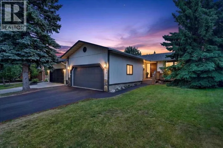 756 Strathcona Drive SW, Calgary, Alberta T3H1S1