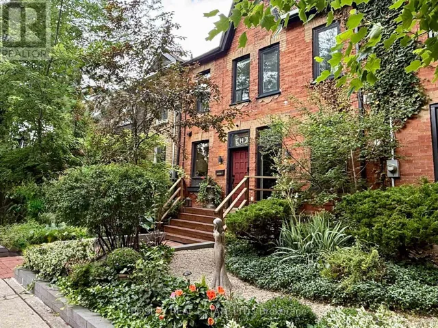 16 BLONG AVENUE, Toronto (South Riverdale), Ontario M4M1P2