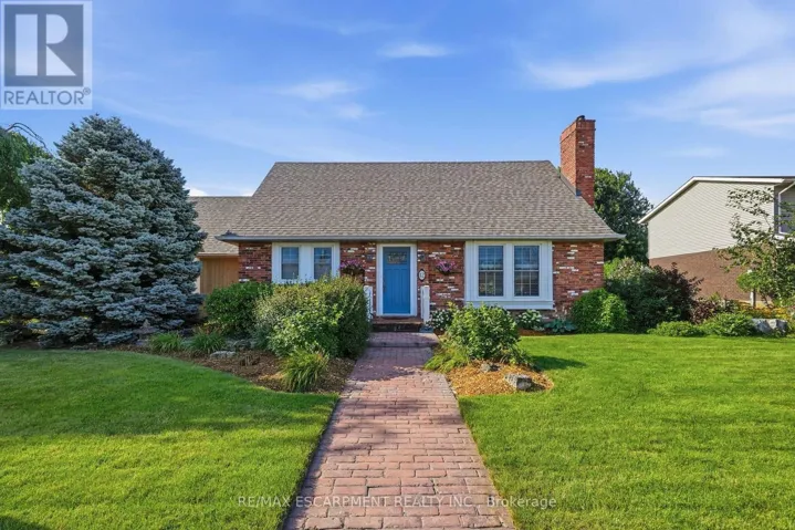 12 HUNTINGTON LANE, St. Catharines (Grapeview), Ontario L2S3J5
