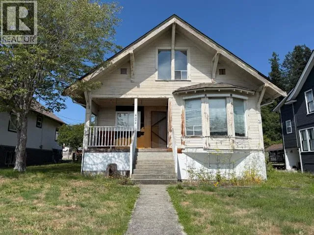 6339 SYCAMORE STREET, Powell River, British Columbia None