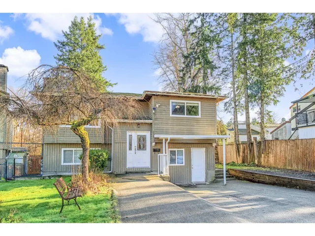 8076 139A STREET, Surrey, British Columbia V3W8P6