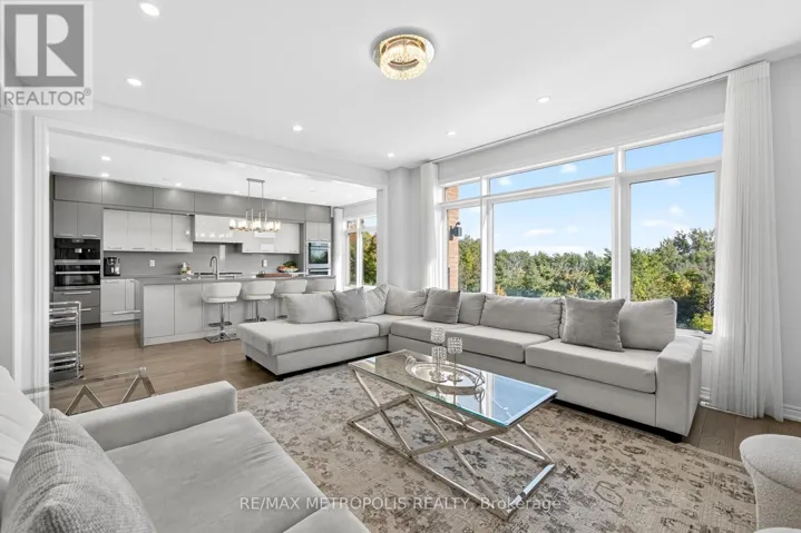 127 MCPHAIL AVENUE, Clarington (Bowmanville), Ontario L1C7H2