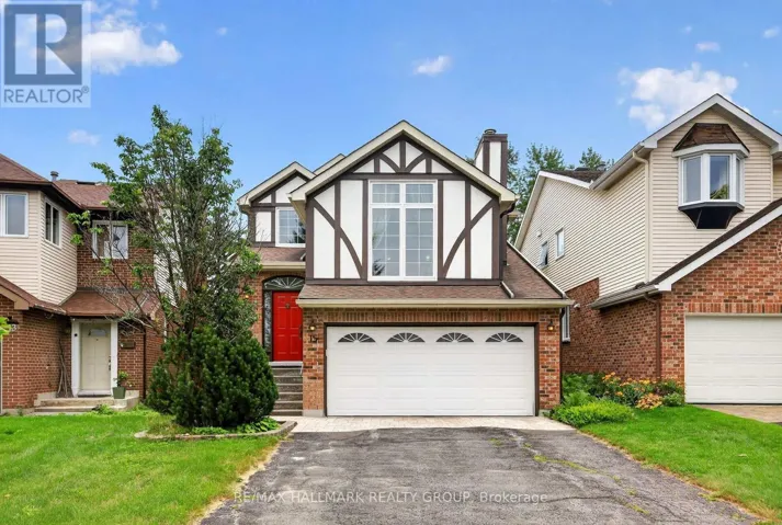 15 PEMBERTON CRESCENT, Ottawa, Ontario K2G4Y7