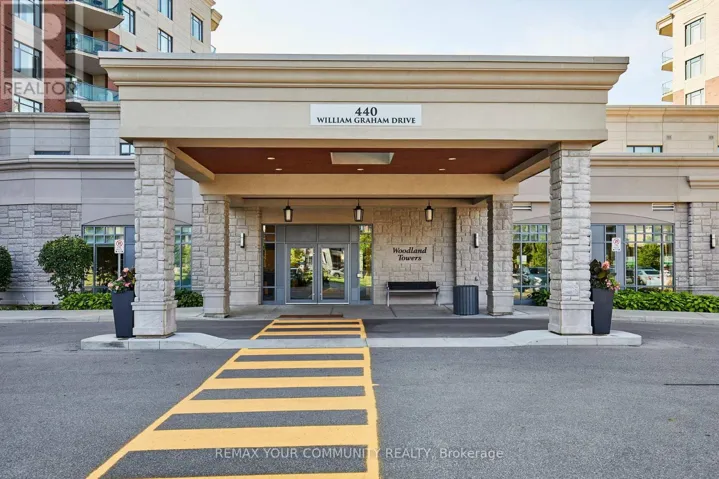 511 - 440 WILLIAM GRAHAM DRIVE, Aurora, Ontario L4G1X5