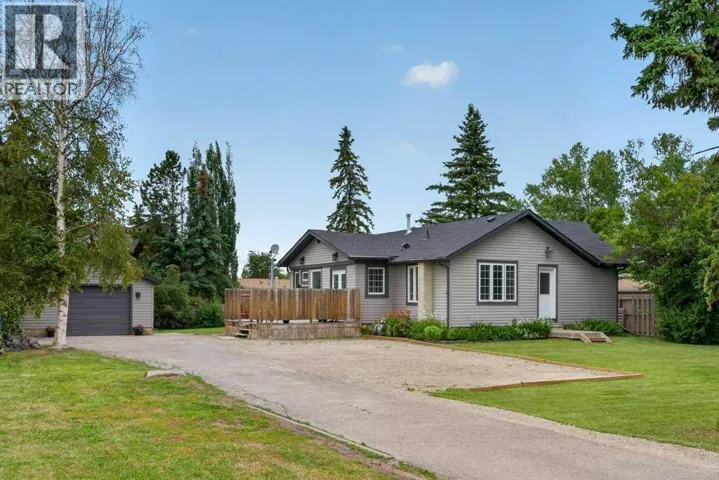 5202 57 Avenue, Olds, Alberta T4H1J3