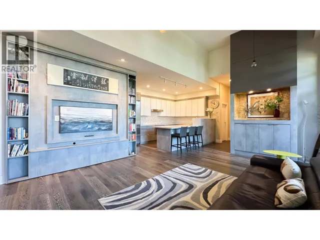 506 3602 ALDERCREST DRIVE, North Vancouver, British Columbia V7G0A2