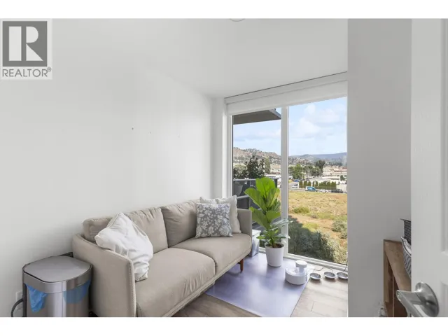 1151 Sunset Drive Unit# 405, Kelowna, British Columbia V1Y0G2
