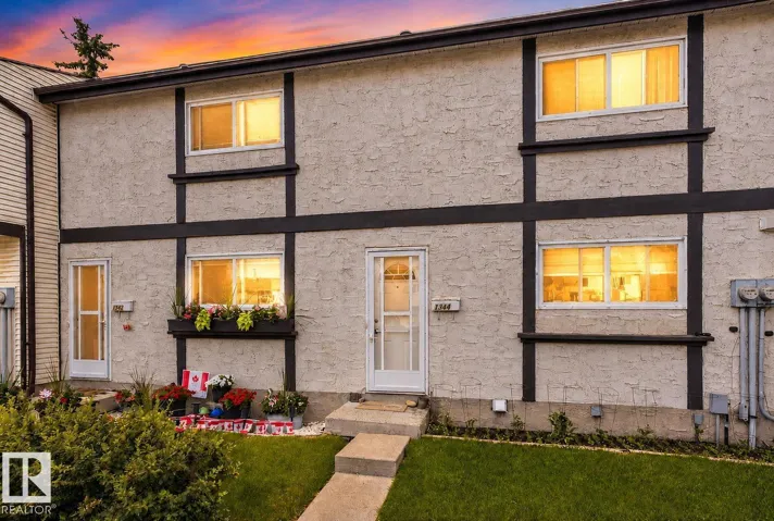 1344 Lakewood Road West NW, Edmonton, Alberta T6K3P2