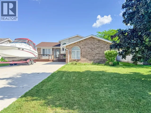 62 TOWNSVIEW ST, Essex, Ontario N8M3E3