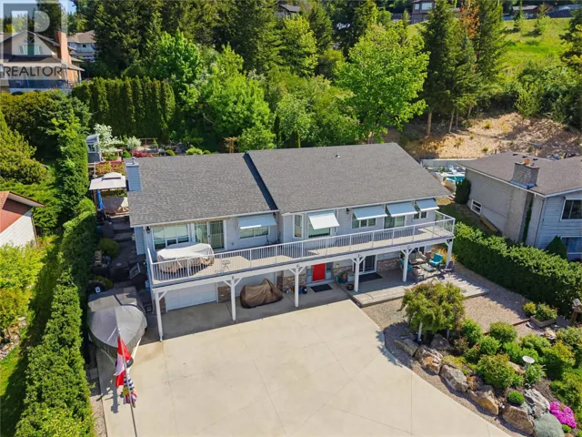 4410 Lakeshore Road NE, Salmon Arm, British Columbia V1E3N6