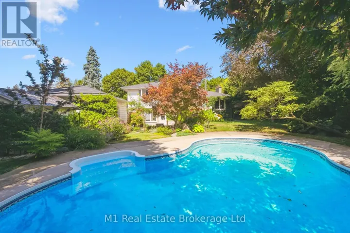 21 GLADSTONE AVENUE, Guelph (Riverside Park), Ontario N1E1L7