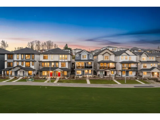 16673 16 AVENUE, Surrey, British Columbia V3S9X7