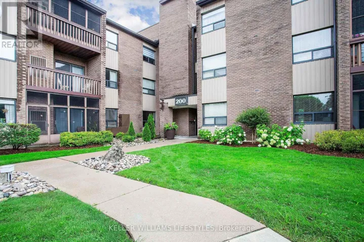 104 - 200 EVERGLADE CRESCENT, London North (North P), Ontario N6H4P8