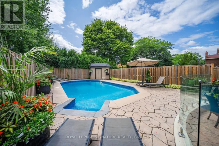 4194 TRELLIS CRESCENT, Mississauga (Erin Mills), Ontario L7L2M2