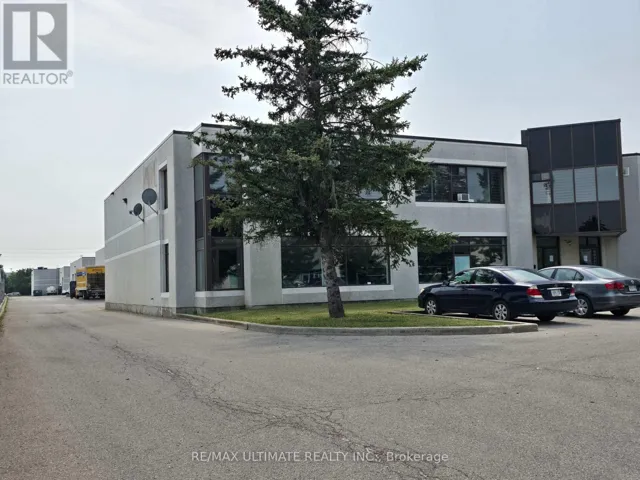 A - 386 DEERHURST DRIVE, Brampton (Gore Industrial South), Ontario L6T5H9