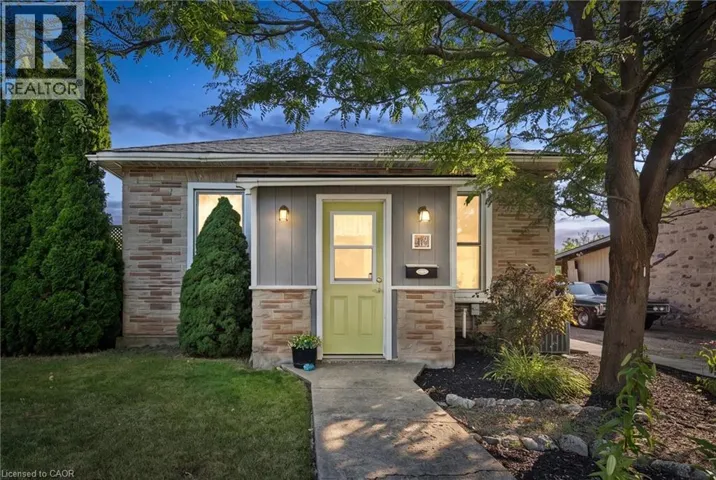 11 BROOK Street, Cambridge, Ontario N1R4B9