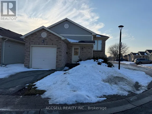 50 - 325 LIGHTHOUSE ROAD, London South (South U), Ontario N6M1H8
