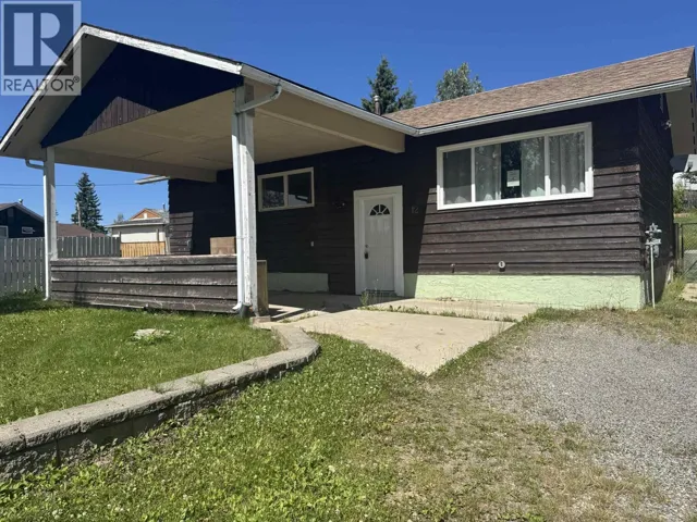 12 OSPIKA CRESCENT, Mackenzie, British Columbia V0J2C0