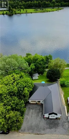 136 Richmond Street, Woodstock, New Brunswick E7M2P2