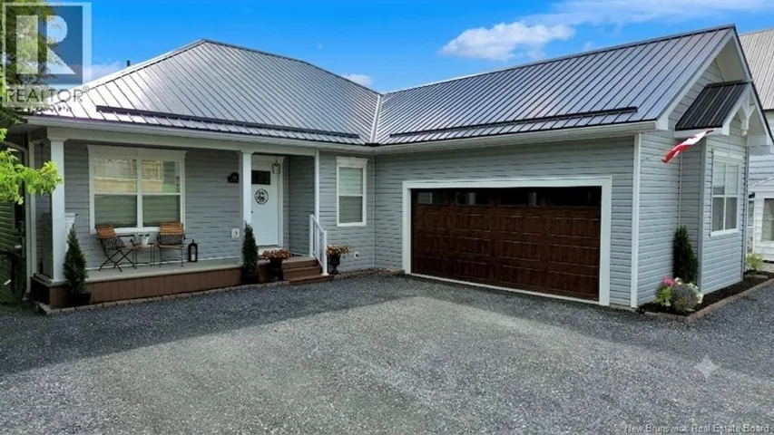 136 Richmond Street, Woodstock, New Brunswick E7M2P2