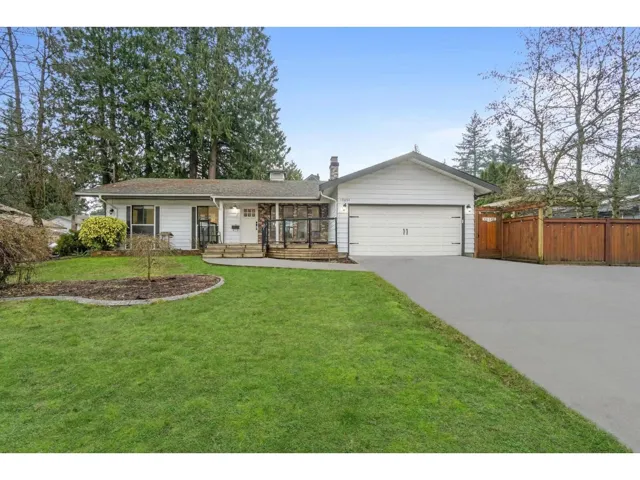 19694 46 AVENUE, Langley, British Columbia V3A3G7