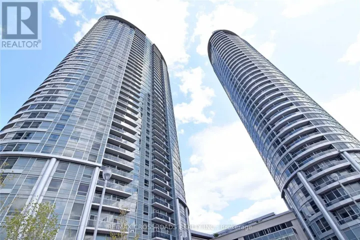 3326 - 135 VILLAGE GREEN SQUARE, Toronto (Agincourt South-Malvern West), Ontario M1S0G4