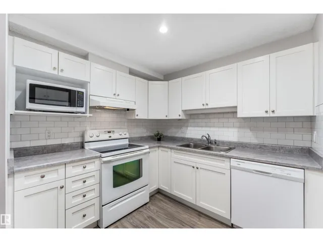 #115 18012 95 AV NW, Edmonton, Alberta T5T5Z2