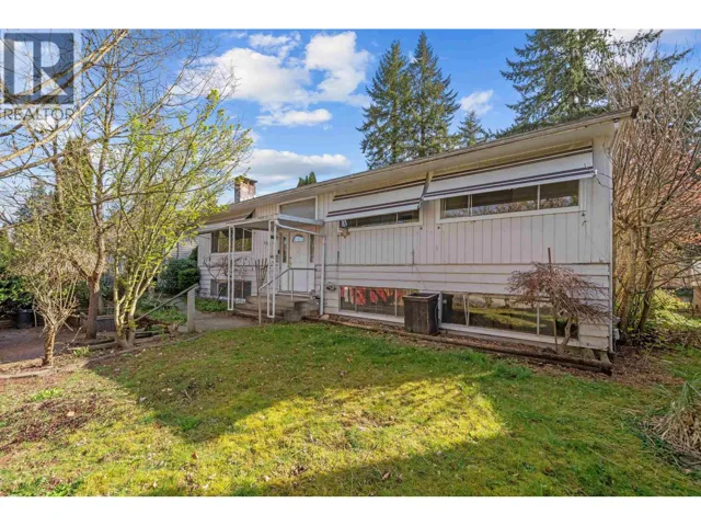 3356 LIVERPOOL STREET, Port Coquitlam, British Columbia V3B3V8