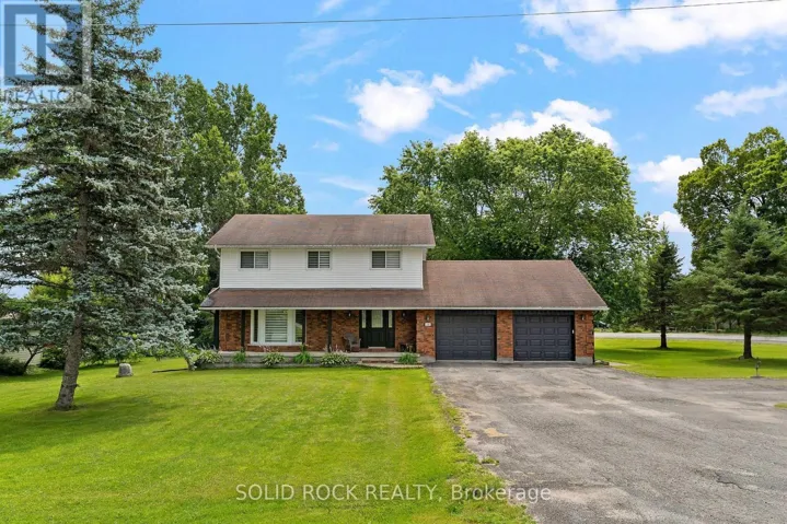 708 MCKENZIE AVENUE, McNab/Braeside, Ontario K7S3G9