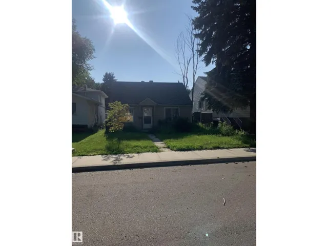 11906 63 ST NW, Edmonton, Alberta T5W4G3