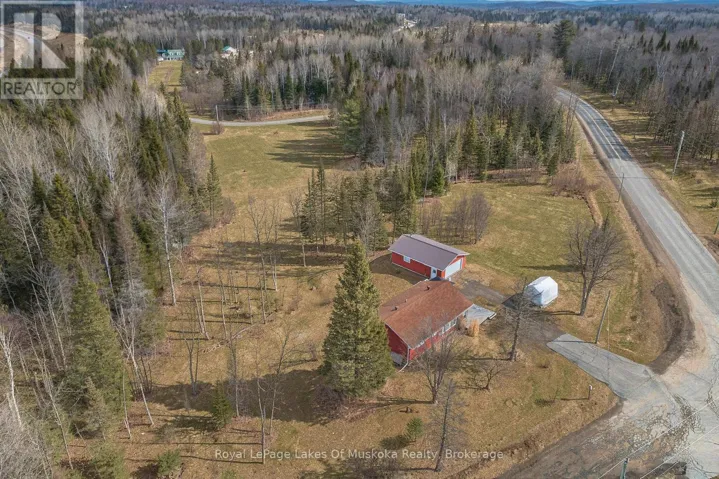 1 CHRISTOPHER LANE, Armour, Ontario P0A1C0