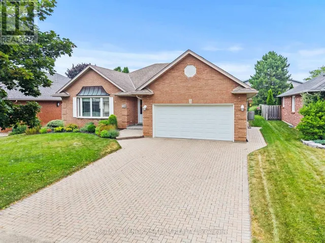 28 HERITAGE LANE, Welland (N. Welland), Ontario L3C6Z3