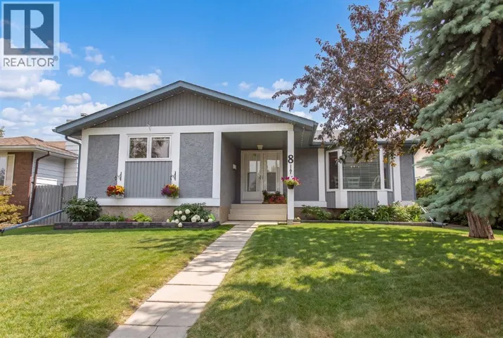 8 Caswell Close, Red Deer, Alberta T4P2T6