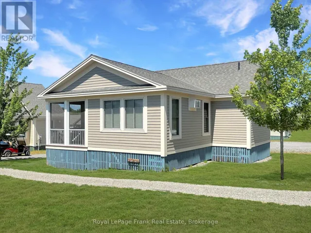 43 - 45 BUTTERNUT LANE, Prince Edward County (Athol Ward), Ontario K0K1P0