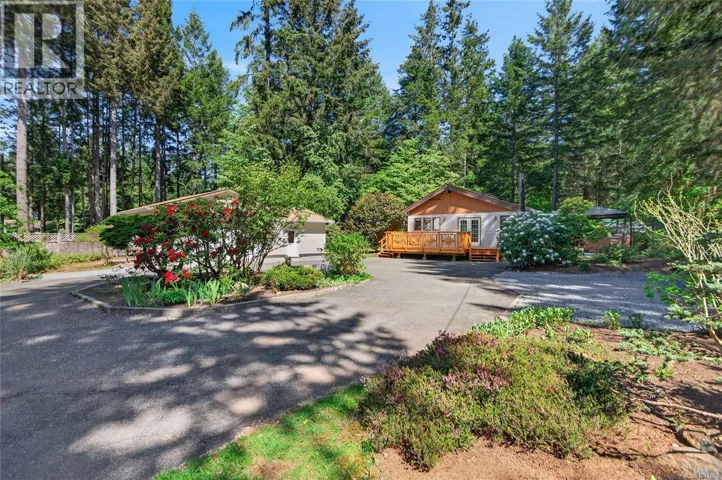 1764 Anderton Rd, Comox, British Columbia V9M4B1